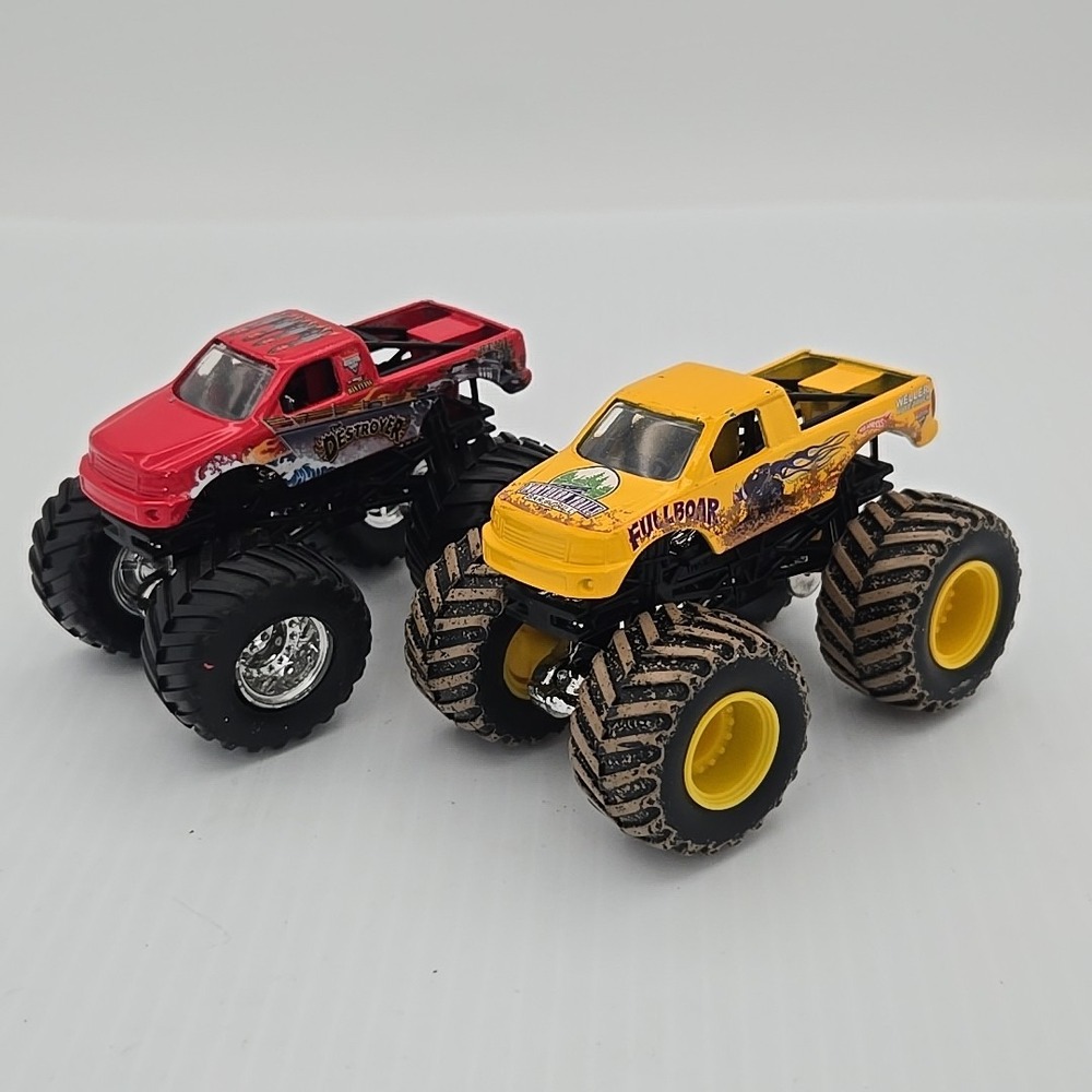 Hot Wheels‎ Monster Jam Full Boar And Destroyer Monster Truck 1:64 Lot